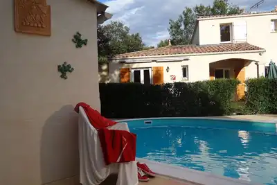 Image de Gite tout confort avec Piscine, jardin paysagé, garrigue et Pic Saint Loup