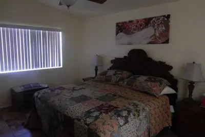 Image de Maison joliment meublée avec toutes les commodités à San Tan Valley, Az