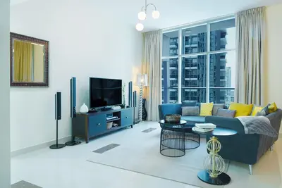 Beautiful Chic Apt w\/Full Marina View Nxt 2 Beach