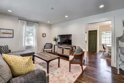 Image de East Lake Cottage (Maison entière, animaux acceptés! )