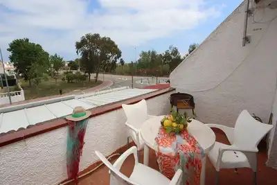 Image de Ap Flamemenc, déal pour vos vacances, proche de la mer, wifi gratuit, air climatisé optionale, animeaux de compagnie autorisés, plage pour chiens