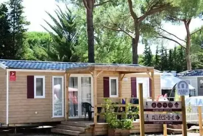Image de Mobilhome pour 8 Personnes