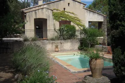 Image de Maison de campagne 150 m2 avec Piscine privée pour 6 pers Terrain boisé 7000m²