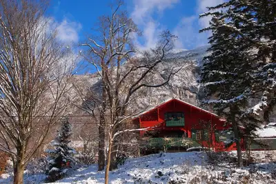 Image de Lac Annecy, Haute-Savoie, Veyrier du lac, Chalet vue lac et montagne gd jardin