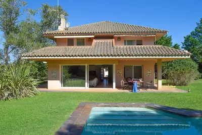 Image de Villa à 100 mètres de la mer, dans le club de golf Platja de Pals.