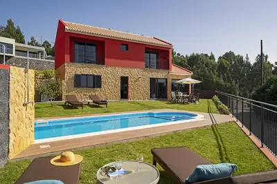 Image de Para famílias com vista mar e piscina aquecida, Felicidade Rocha I