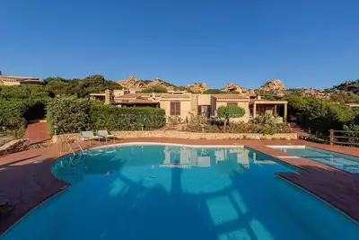 Image de Villa à Costa Paradiso avec 2 chambres à coucher, 5 couchages