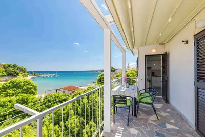 Appartement de vacances avec balcon et vue mer
