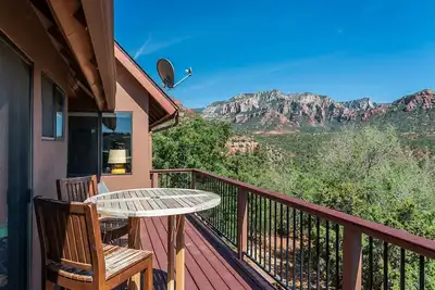 Image de Beautiful Uptown Home se trouve au-dessus de Sedona pittoresque et profite pleinement des vues! Circle - S002