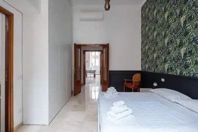 Image de Espagnol ÉTAPES 3 Chambre Prestigious Home