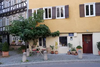 Image de Nouveau! à FeWo-direkt: ensoleillé 65 m² au milieu de la vieille ville, endroit calme!