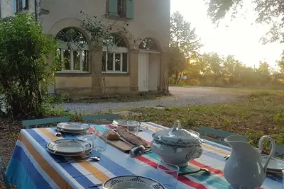 Image de Maison de famille avec piscine en pleine nature Ă Crest