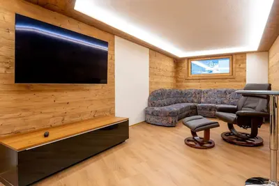 Image de Agréable appartement pour 6 personnes avec Wifi, bain à remous, Tv et balcon