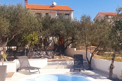 Image de Complex Oliva with detached house with pool, apartment and large oliva garden