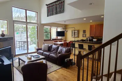 Image de Belle maison de ville Breckenridge dans un emplacement parfait!