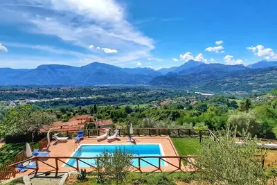 Image de Piscine privée, vue imprenable, restaurant à pied, près de Barga.