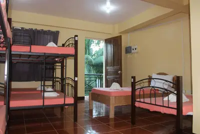 Image de Agape Hostel est un lieu de séjour agréable à Coron.