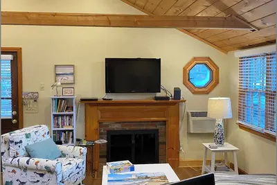 Image de Propriété récemment rénovée \"Pet Friendly\" à Dennis