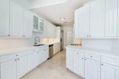 Image de Ph INFÉRIEUR, près de Miami Beach et du quartier financier!