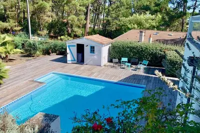 Image de Villa à Piraillan, conviviale et familiale, piscine privée, entre Bassin & océan