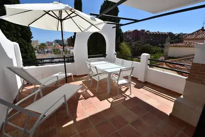 Image de Modern Apt walking distance to Shops and Beach