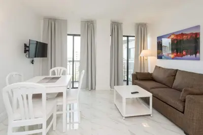 Image de International Con Condo-Hotel, suite de deux chambres et deux salles de bain, près de Universal