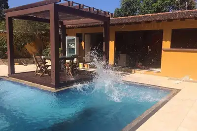 Image de Maison TRÈS Bien MONTÉE Et Bien SITUÉE À 6 Km Du Centre De Cd