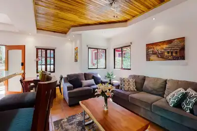 Visitez Tamarindo, le lieu de vacances idéal! De belles plages vous attendent!