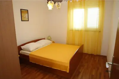 Image de Appartement de trois chambres avec air conditionné Vodice (A-16190-a)