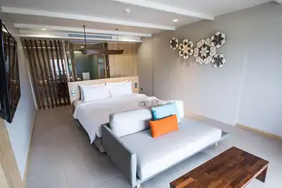 Image de Canna Deluxe Double room Phuket (Cd4)