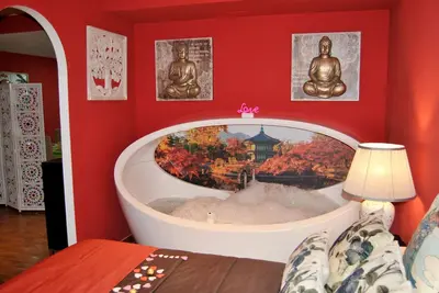 Image de Appartement Deluxe Avec Amour Jacuzzi Pour Deux