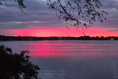 Image de La Chaine Ultime Des Lacs Maison Pour Les Grandes Familles, Sur Le Lac Ultime! ! !