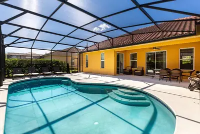 Image de Solterra Resort 4 Bed 3 Bath, Clubhouse, Resort Pool & Cabanas