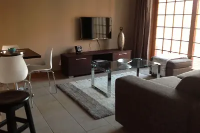 Image de Maison entièrement meublée avec deux chambres et deux salles de bains Blue Canyon 8