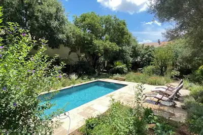 Image de L’ Ermitage. Rustic charm in the heart of Uzès!