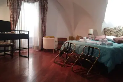 Image de Charmante suite sur la Riviera di Chiaia
