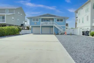 Image de Nouveau sur Proactive en 2020 - Oceanfront, \"It's All Good\" - Bienvenue dans ce joyau cool et vibrant en bord de mer! Détendez-vous, soleil, nagez - répétez! Ces vacances à Holden Beach vous feront dire - \"Tout va bien\"!