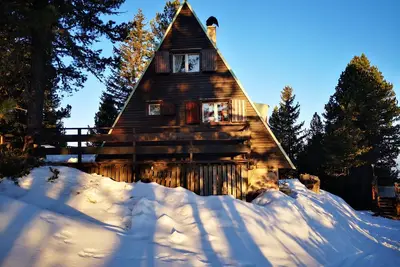 Image de Cermis Mountain Chalet - à droite sur la piste de ski / l'alpage