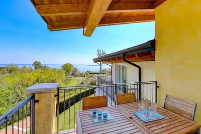 Image de Fedra: with lake view balcony naer to the lake