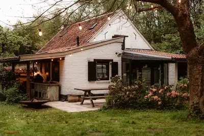 Image de Ancien chalet dans la campagne bruxelloise