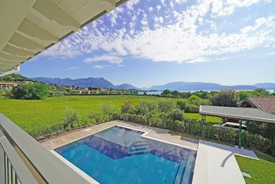 Image de Gardaliva5: with lake view in new residence with pool near to the lake