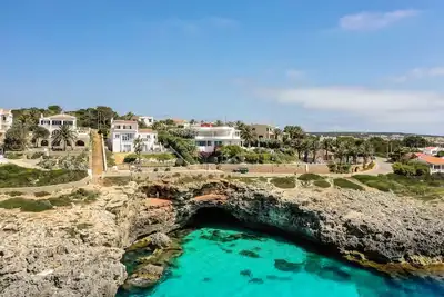 Image de Belle villa avec accès direct à la mer, Punta Prima, Menorca