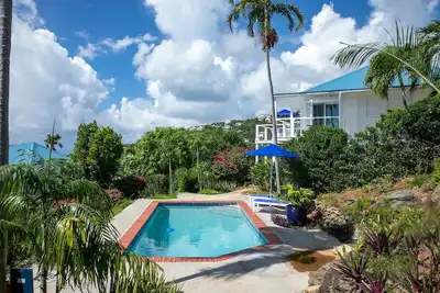 Jasmine: La sensation beachhouse avec des finitions haut de gamme.