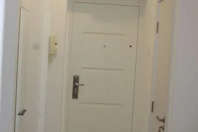 Image de Appartement moderne et entièrement équipé proche de toutes les commodités et du centre ville.
