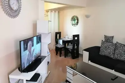 Image de Appartement 1 chambre moderne et confortable près du centre commercial de deux rivières