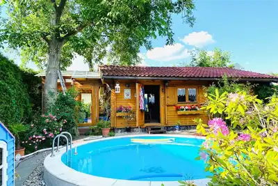 Image de Cozy log cabin on the southern outskirts of Berlin