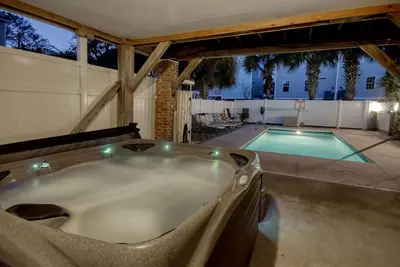 Image de Sea Chique | Belle maison de plage de deuxième rangée avec piscine privée
