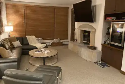 Image de No Hassle Luxury Ski-In/Ski-Out Condo