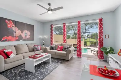 Image de Maison de ville Disney, 5 Minutes Des Parcs, Piscine PRIVÉE, 8 Couches
