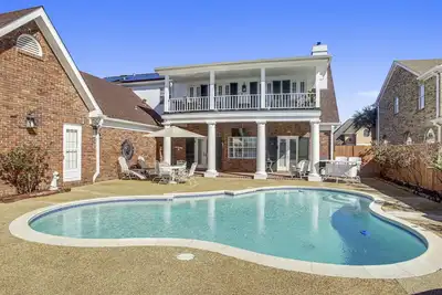 Image de Nouvelle liste! Belle maison de 4 Br à seulement 15 minutes du centre-ville de Nola